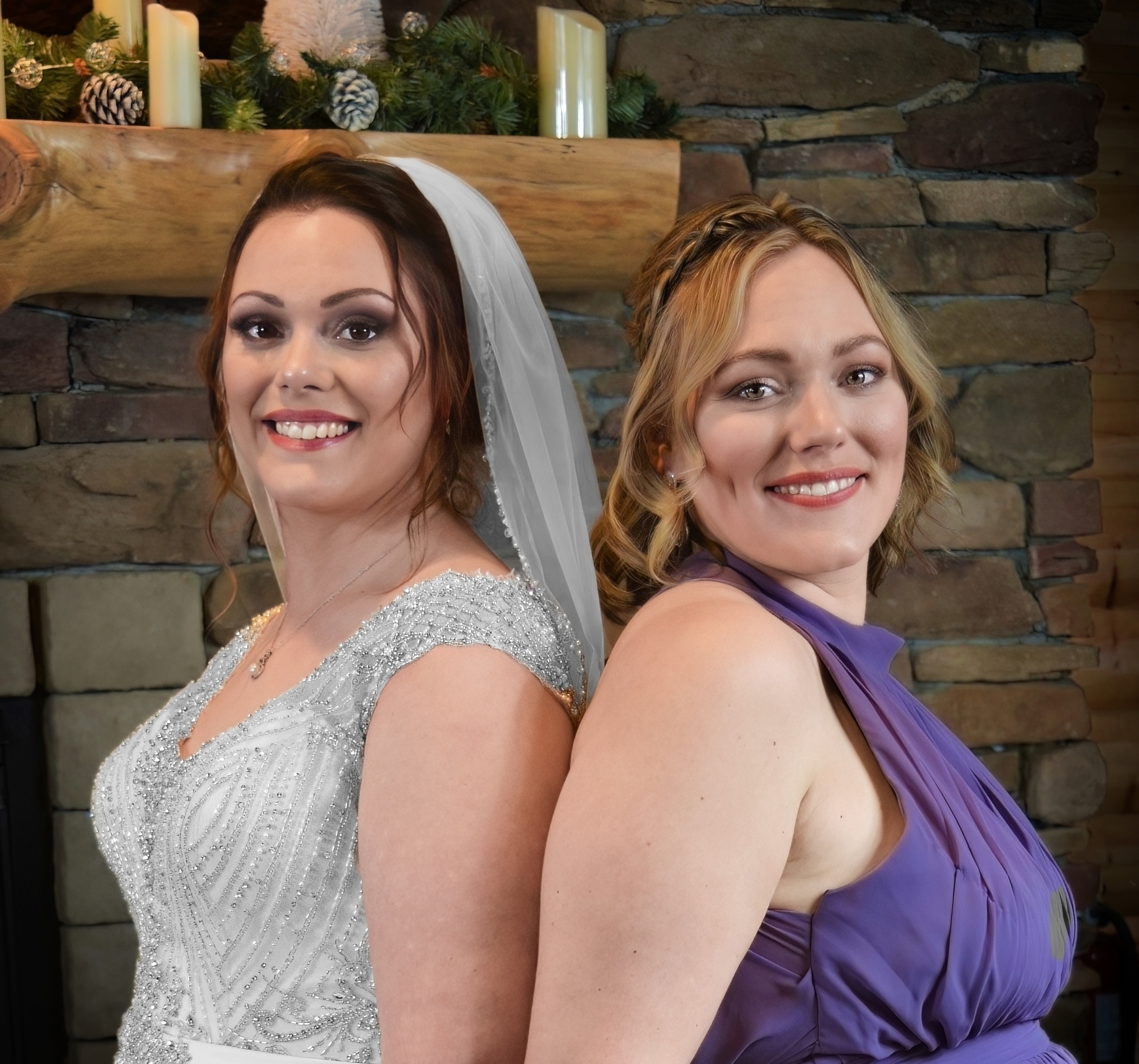 Bride and her Sister By Lance Albers Photography