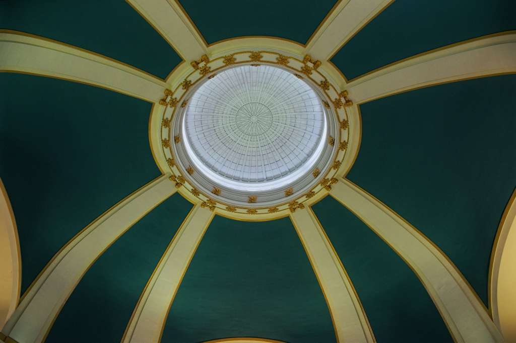 Union Station Interior Rotunda Dome, Winnipeg, Canada 2025 (Photo by Lance Albers 257106)